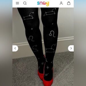 Snag tights Black Leo Zodiac Patterned Tights